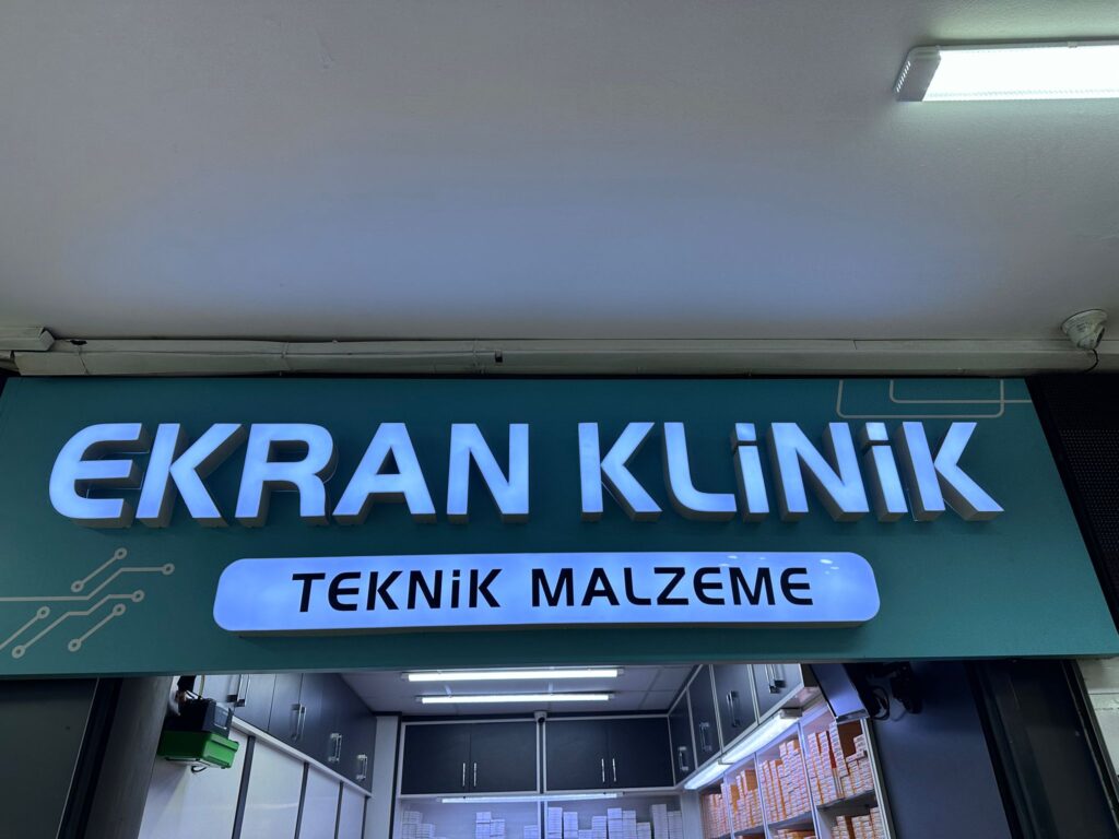 Kapak resmi listeleniyor
