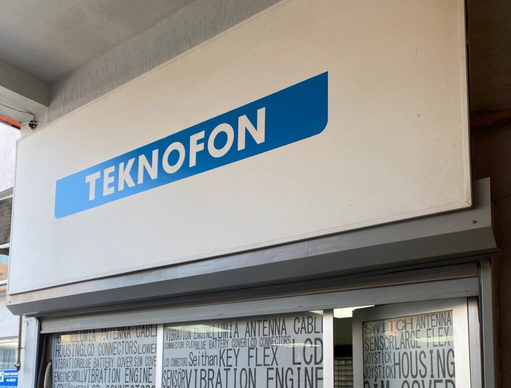 Kapak resmi listeleniyor
